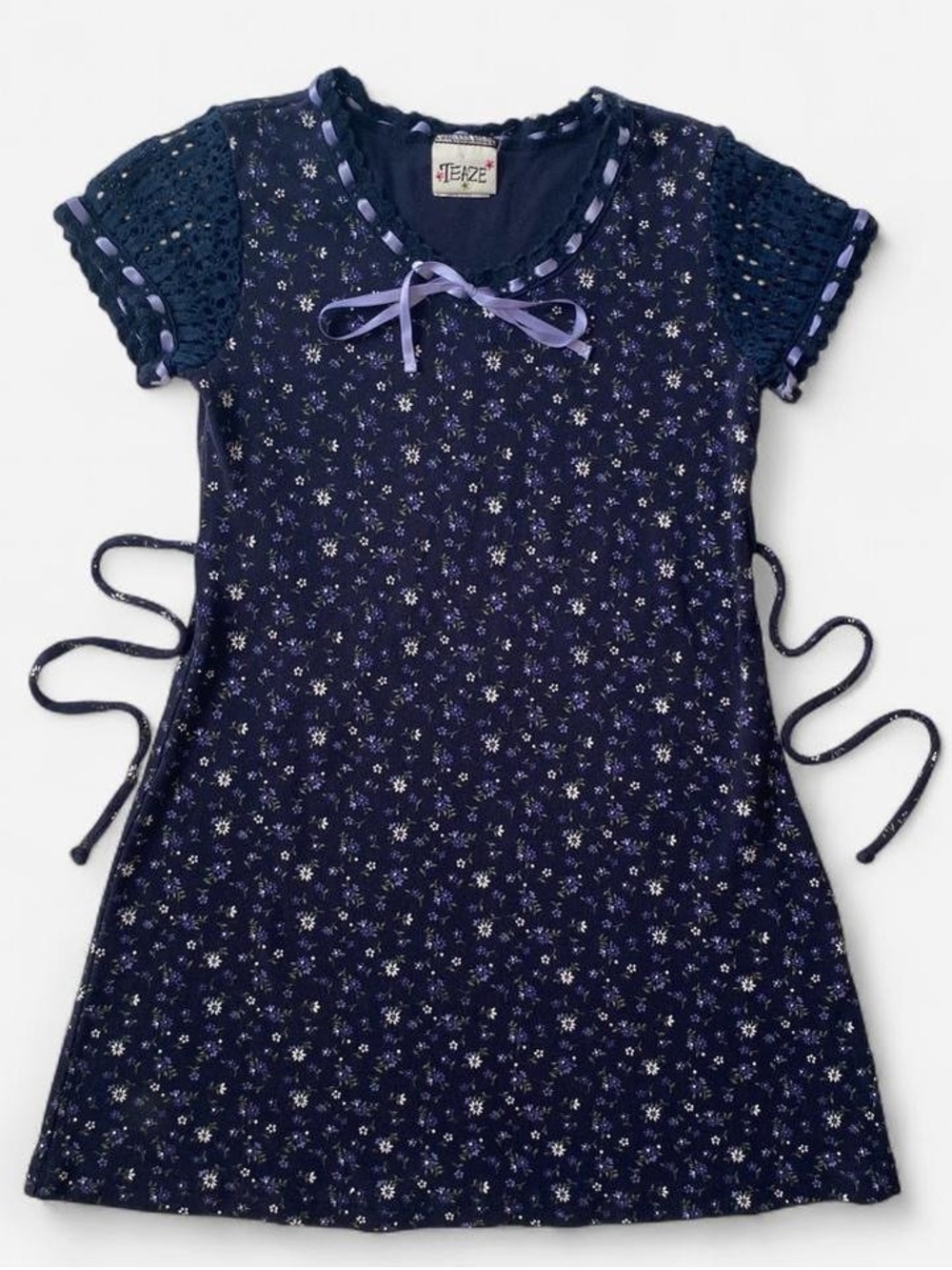 Vintage girls navy floral short sleeve dress